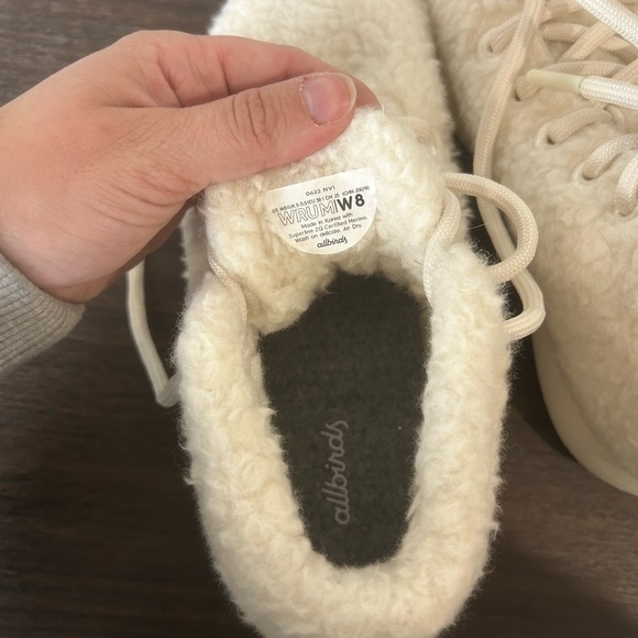 Allbirds Wool Runner Up Fluffs Sneakers, size 8. - Picture 8 of 8